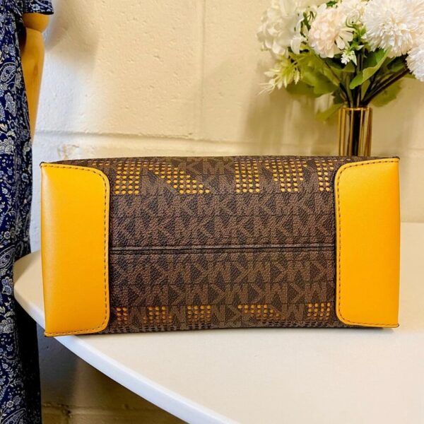 Michael Kors 35F1GM9M2I Mercer Medium Messenger Satchel Bag MK Signature Marigold - Image 3