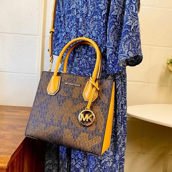 Michael Kors 35F1GM9M2I Mercer Medium Messenger Satchel Bag MK Signature Marigold - Image 7