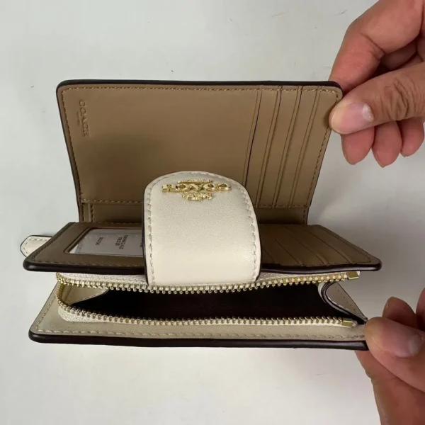 COACH CW786 Medium Zip Wallet Card/Coin Case Canvas&Leather - Image 9