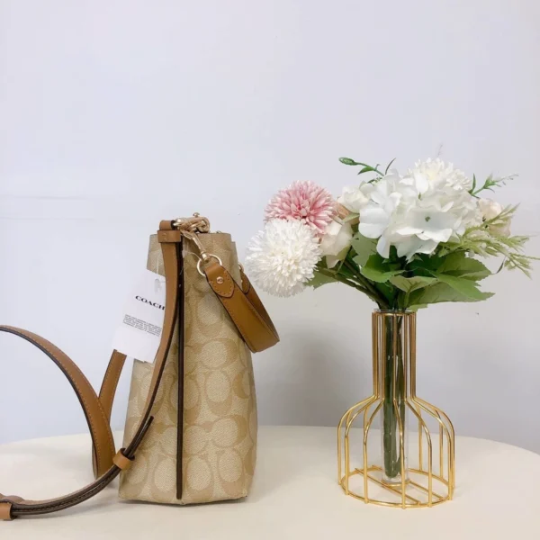 Coach CA582 Mollie Bucket Bag 22 In Signature Canvas IN Lt Khaki Lt Saddle - Image 3