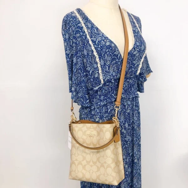 Coach CA582 Mollie Bucket Bag 22 In Signature Canvas IN Lt Khaki Lt Saddle - Image 7