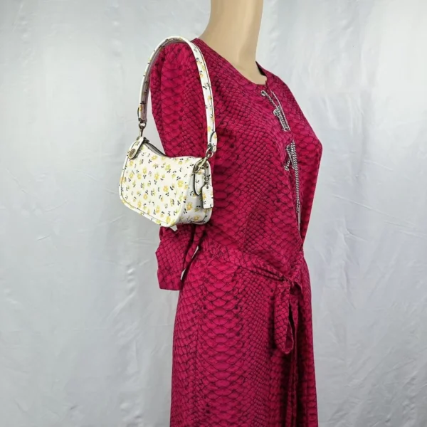 Coach CR509 Swinger Bag 20 With Floral Print - Image 9