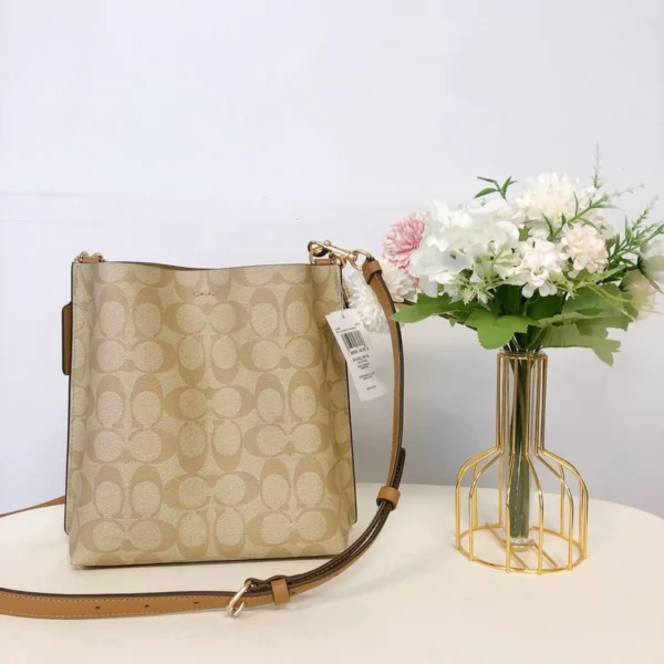 Coach CA582 Mollie Bucket Bag 22 In Signature Canvas IN Lt Khaki Lt Saddle - Image 2