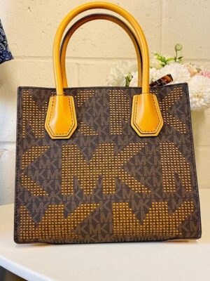 Michael Kors 35F1GM9M2I Mercer Medium Messenger Satchel Bag MK Signature Marigold